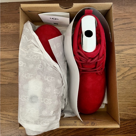 NEW w/Box UGG Kids Unisex nuemel ii Chukka Boot Samba Red Leather Suede Size 3 - Picture 10 of 16